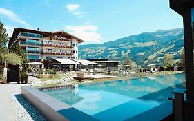 Sport- und Wellnesshotel Held 4 Sterne Superior